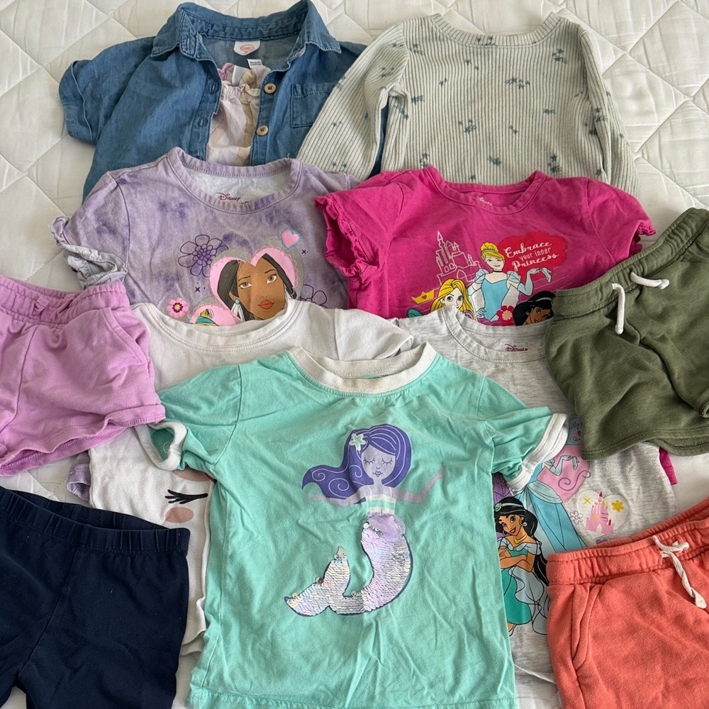 Disney Baby girl Tops and shorts- Mermaid and Princess bundle size 3T